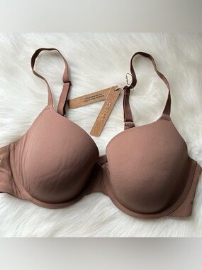 SKIMS Fits Everybody Tshirt Bra 38C BR-UWR-2294